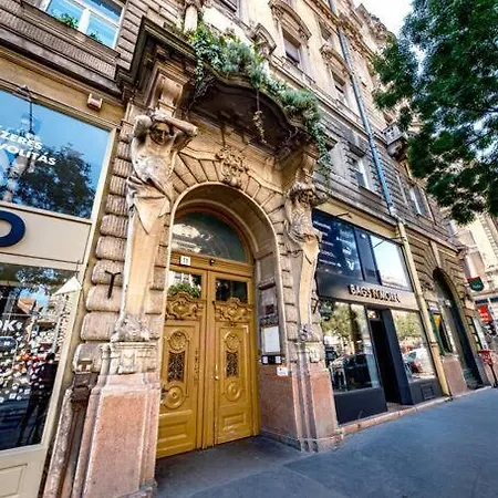 شقة Astoria